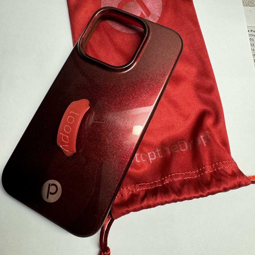 iPhone 15pro loopy case